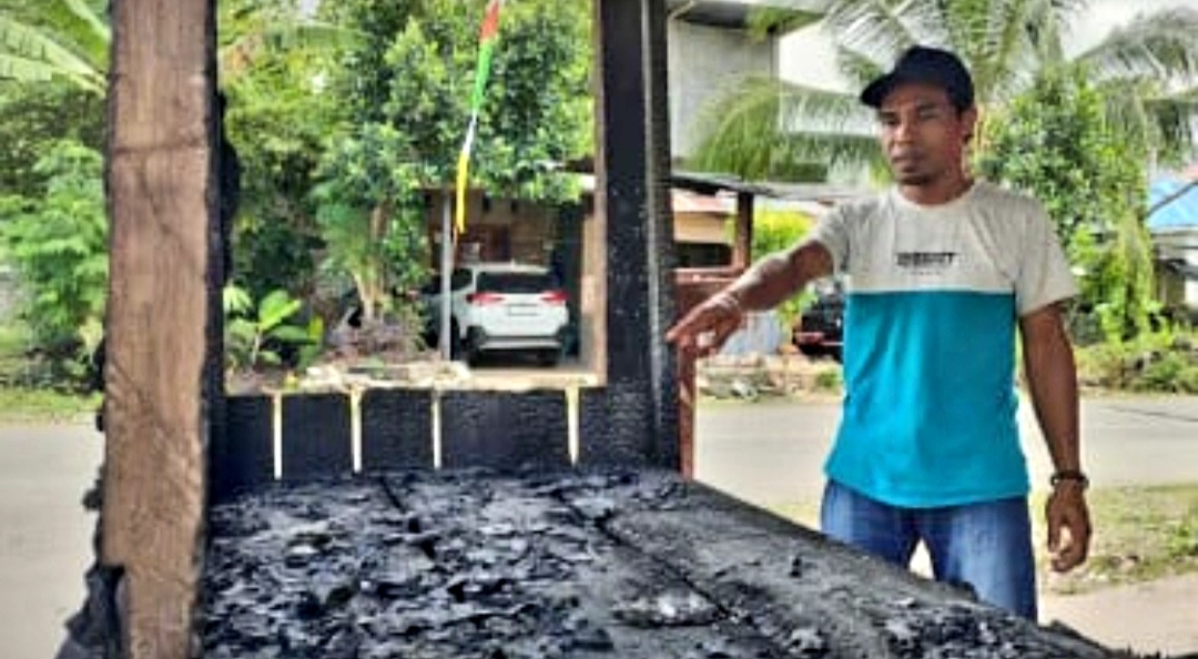 Sejumlah Kendaraan di Buton Dirusak OTK, Satu Lapak Dibakar
