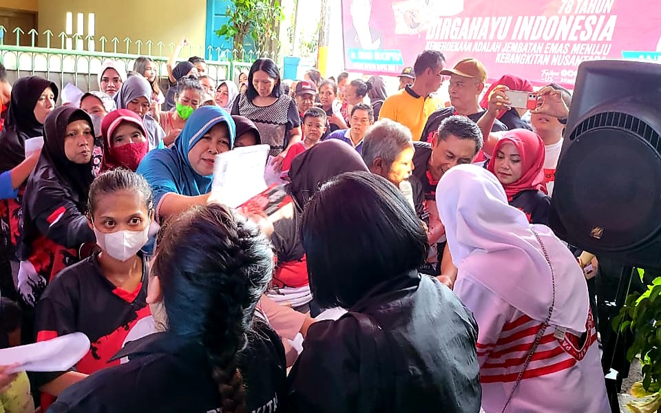 Pertiwi Nusantara Berbagi Sembako kepada 1000 KK