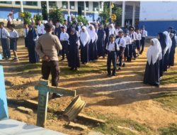 Wujudkan Situasi yang Kondusif, Polisi di Buton Kunjungi Sekolah