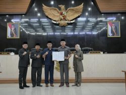 Jabatan Ridwan Kamil – Uu Ruzhanul Ulum Berakhir 5 September 2023 DPRD Jabar Umumkan Pengusulan Pemberhentian