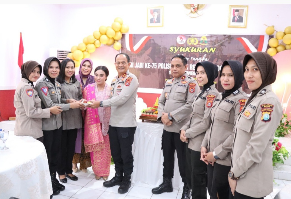 Kapolres Buton Peringati HUT Polwan