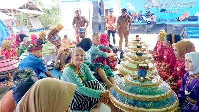 Sukses Pelaksanaan Festival Teluk Pasarwajo, Pemkab Buton Gelar Pekanda-Kandea