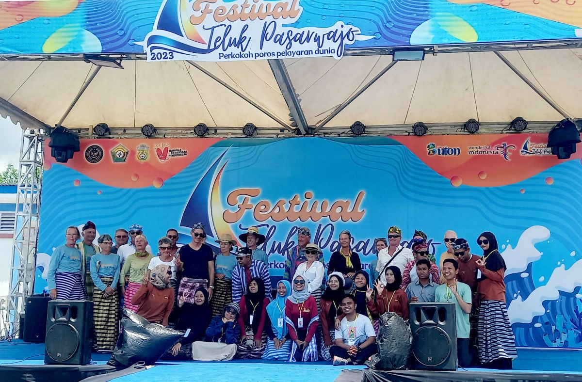 Serba Serbi Kunjungan Wisman saat Festival Teluk Pasarwajo