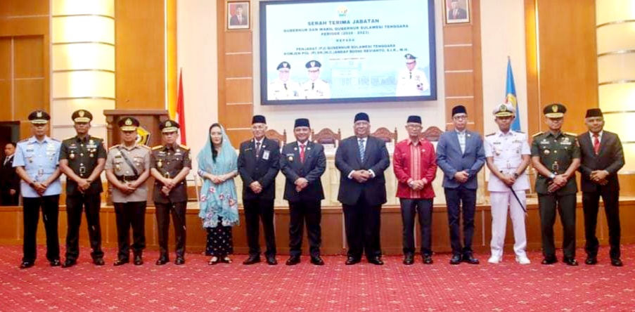 Pj. Gubernur Sultra Sertijab dari Gubernur dan Wagub Sultra Periode 2018-2023