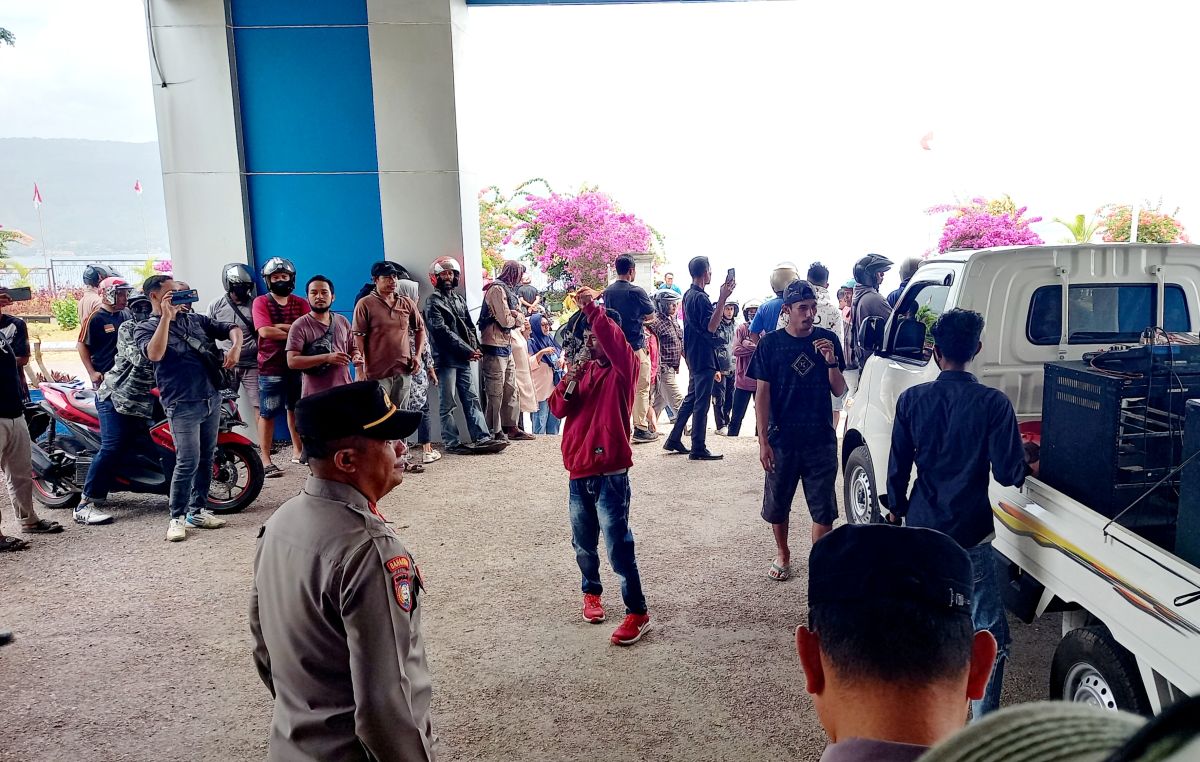 Baru Dua Hari Diresmikan, Indomaret Didemo