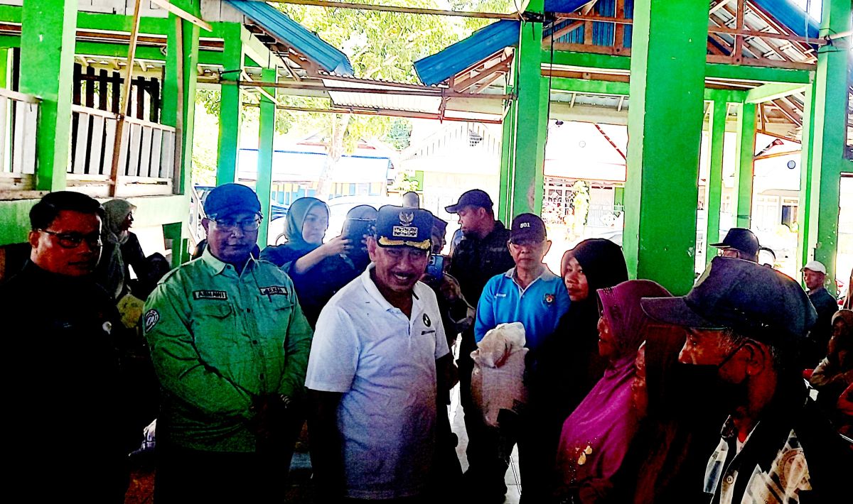 Stabilkan Harga, Pj Bupati Buton Lounching Bantuan Cadangan Pangan Beras