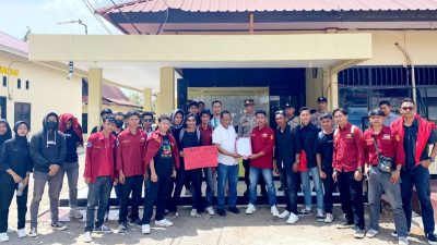 Mahasiswa Unidayan Gelar Aksi Damai Kematian Aktivis Randi dan Yusuf