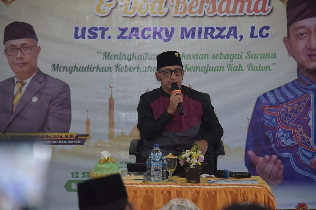Ustaz Zacky Mirza Ceramah di Buton