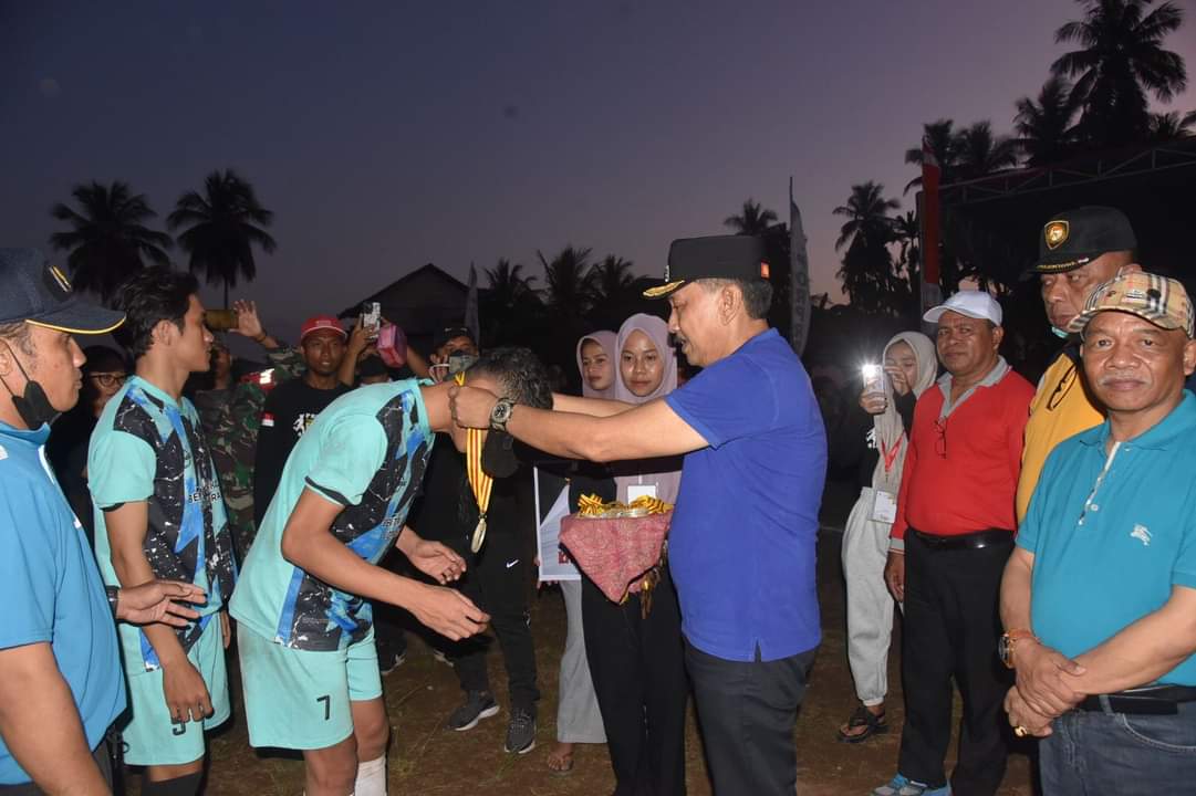 Pj. Bupati Buton Tutup Turmanen Futsal kabawakole Cup IV