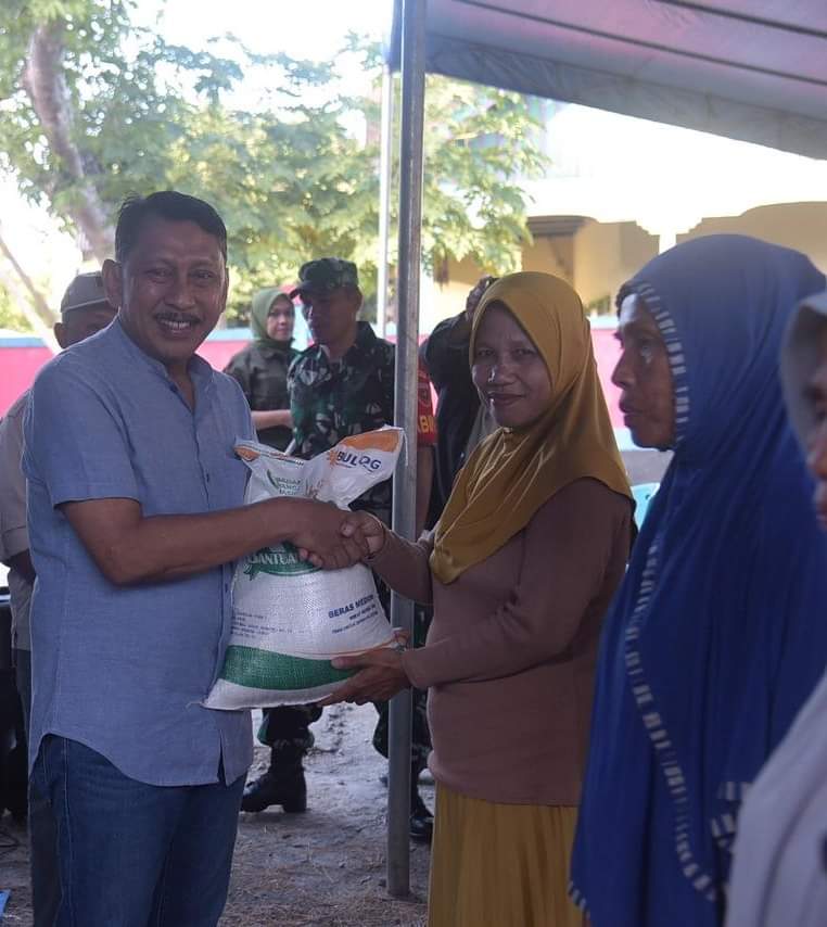 Stabilkan Harga, Pj Bupati Buton Lounching Bantuan Cadangan Pangan Beras