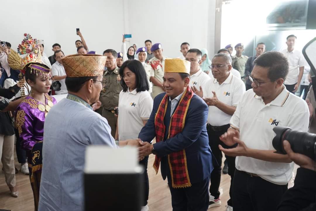 Pj. Bupati Buton Hadiri Penutupan Mobile Intellectual Property Clinic 2023 Pj. Bupati Buton Hadiri Penutupan Mobile Intellectual Property Clinic 2023