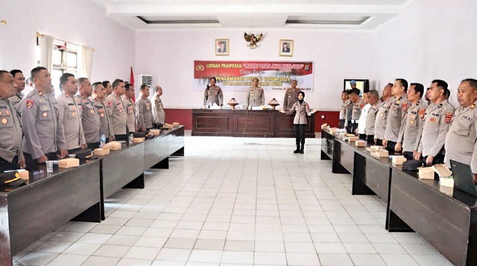 Jelang Operasi Mantap Brata 2023- 2024, Polres Buton Gelar Latihan Pra Ops