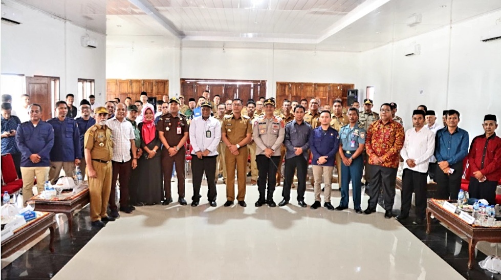 Pemkab Busel Gelar Dekalarasi Pemilu Damai 2024
