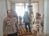 Kapolres dan Ketua KPUD Buton Cek Logistik Pemilu