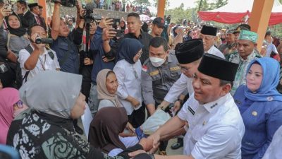 Pj. Gubernur Sultra bersama Forkopimda Tinjau Pasar Murah di Kota Kendari
