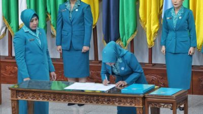 Istri Sekda Sultra Dilantik sebagai Pj.Ketua TP PKK Provinsi