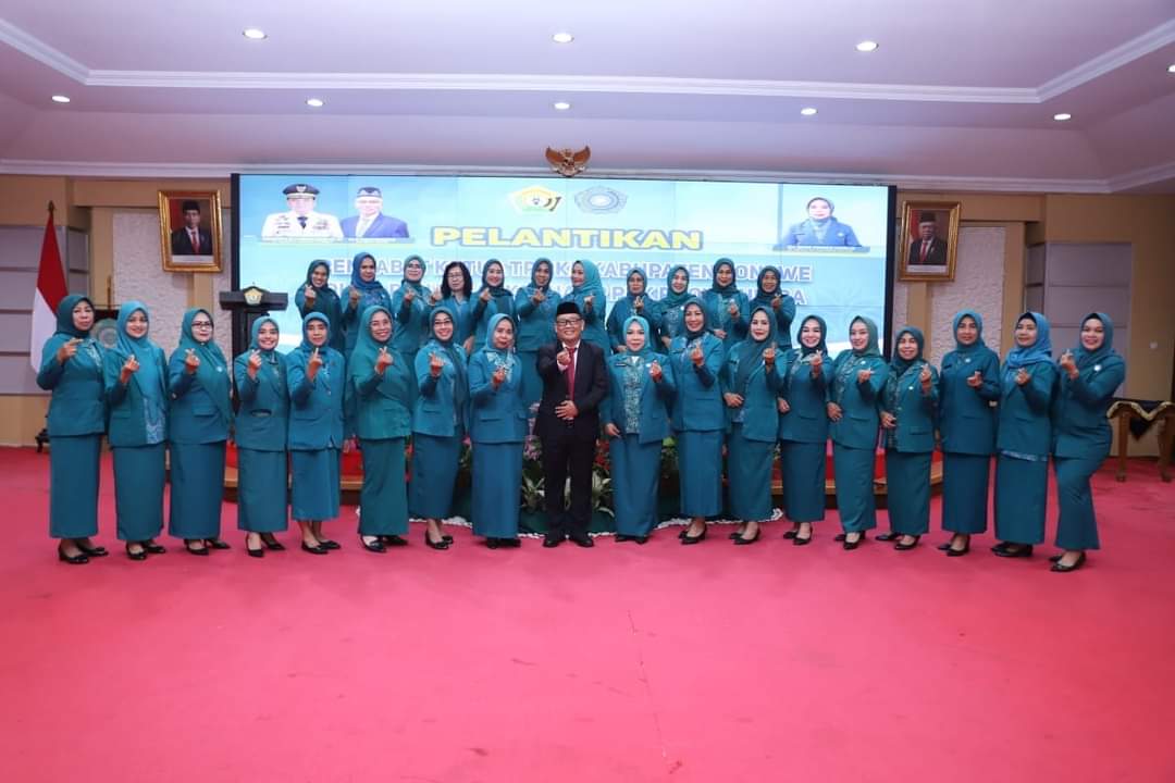 Pj Ketua TP PKK Sultra Lantik Ketua TP PKK Konawe