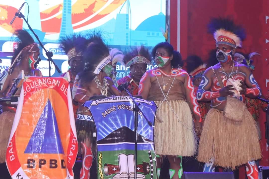 Sekda Sultra bersama Kepala BNPB RI hadir di Malam Pagelaran Budaya