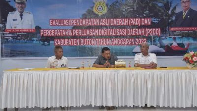 Pj. Bupati Pimpin Rapat Evaluasi PAD Kabupaten Buton
