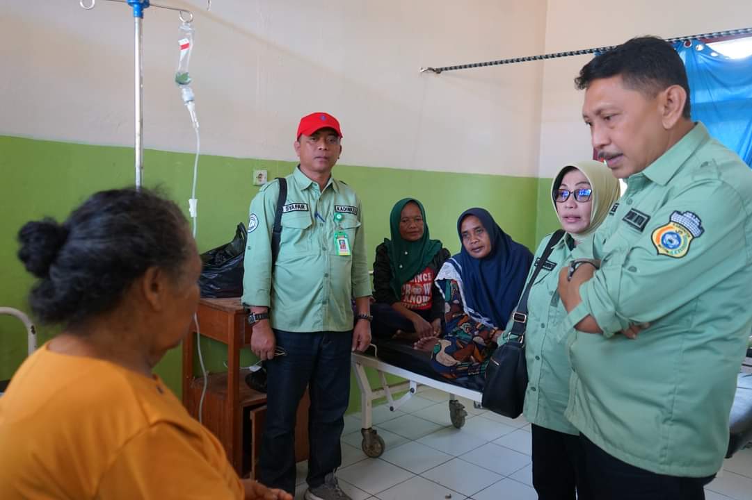 Pastikan Pelayanan Kesehatan, Pj. Bupati Kunjungi Puskesmas di Lasalimu Selatan