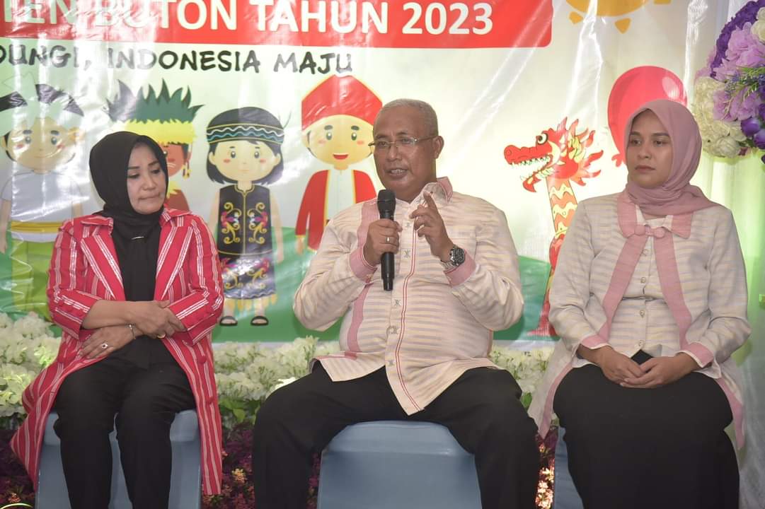 Sekda Tutup Peringatan Hari Anak Nasional Tingkat Kabupaten Buton