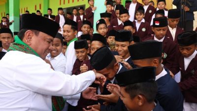 Pj Gubernur Pimpin Apel Peringatan Hari Santri Nasional
