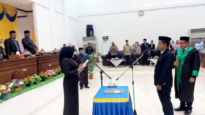 DPRD Buton Lantik Anggota PAW Hariasi Salad