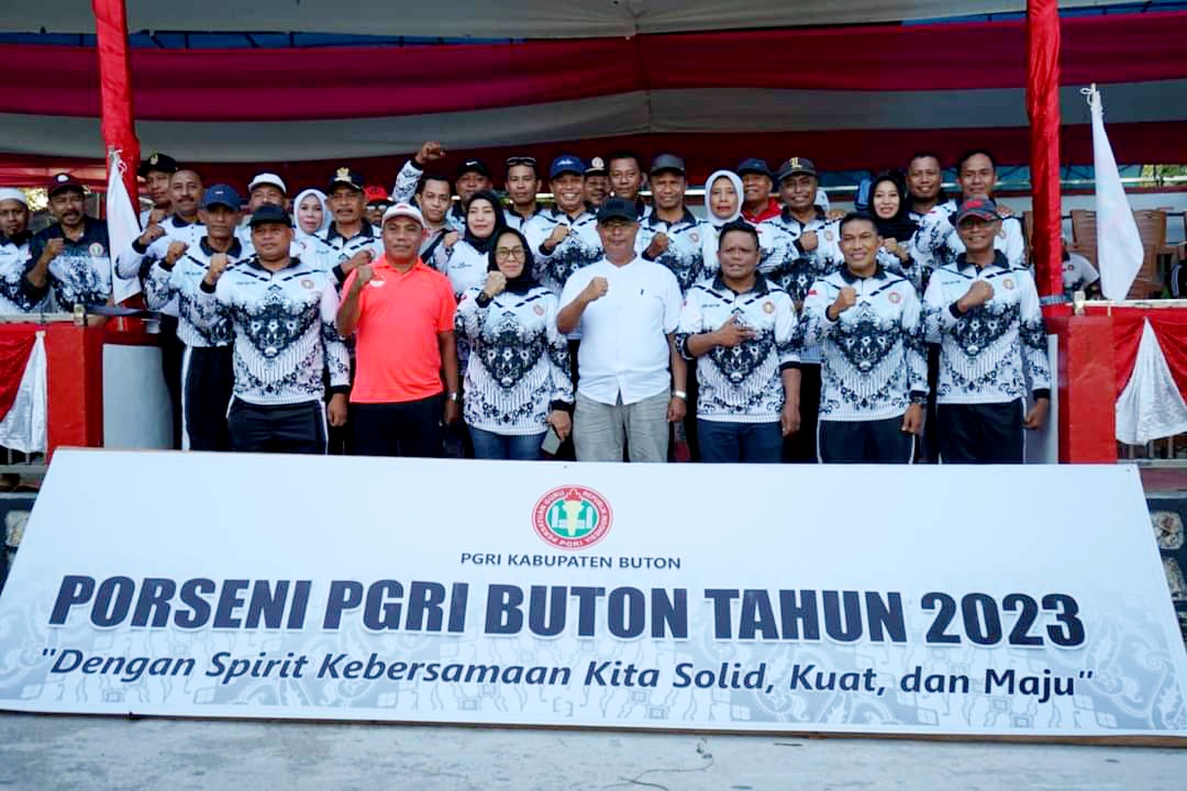 HUT PGRI, Sekda Buton Harap Guru Bentuk Karakter Generasi Muda