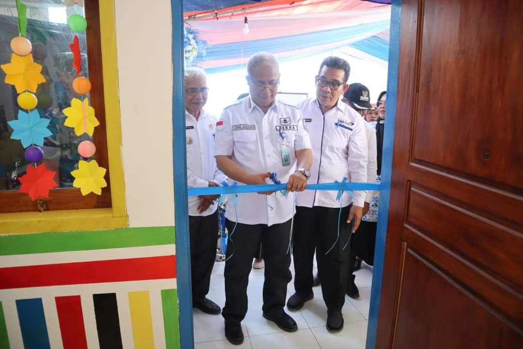 Sekda Resmikan Kelompok BKB HIU Laganda
