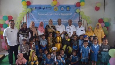 Hari Guru Nasional TK di Buton Gelar Market Day dan Pentas Seni