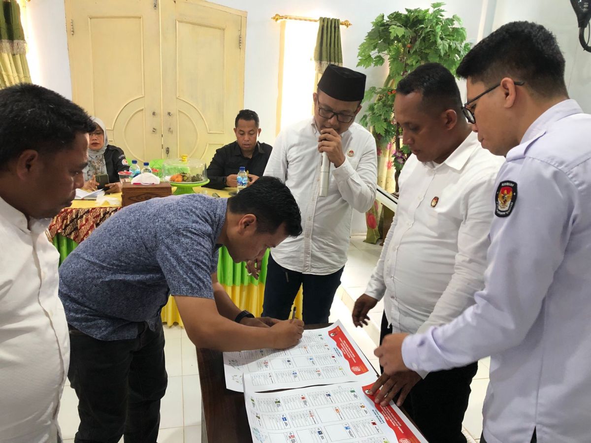 KPU Busel Gelar Finalisasi Data Baleg Lewat Rakor