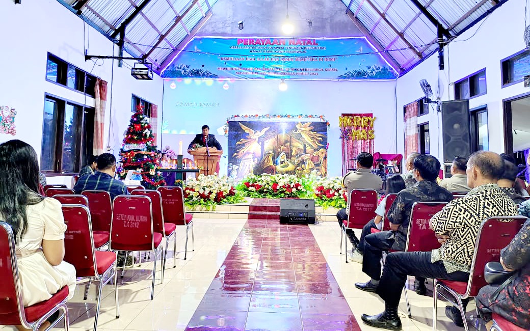 Ratusan Umat Kristiani di Buton Rayakan Natal 2023