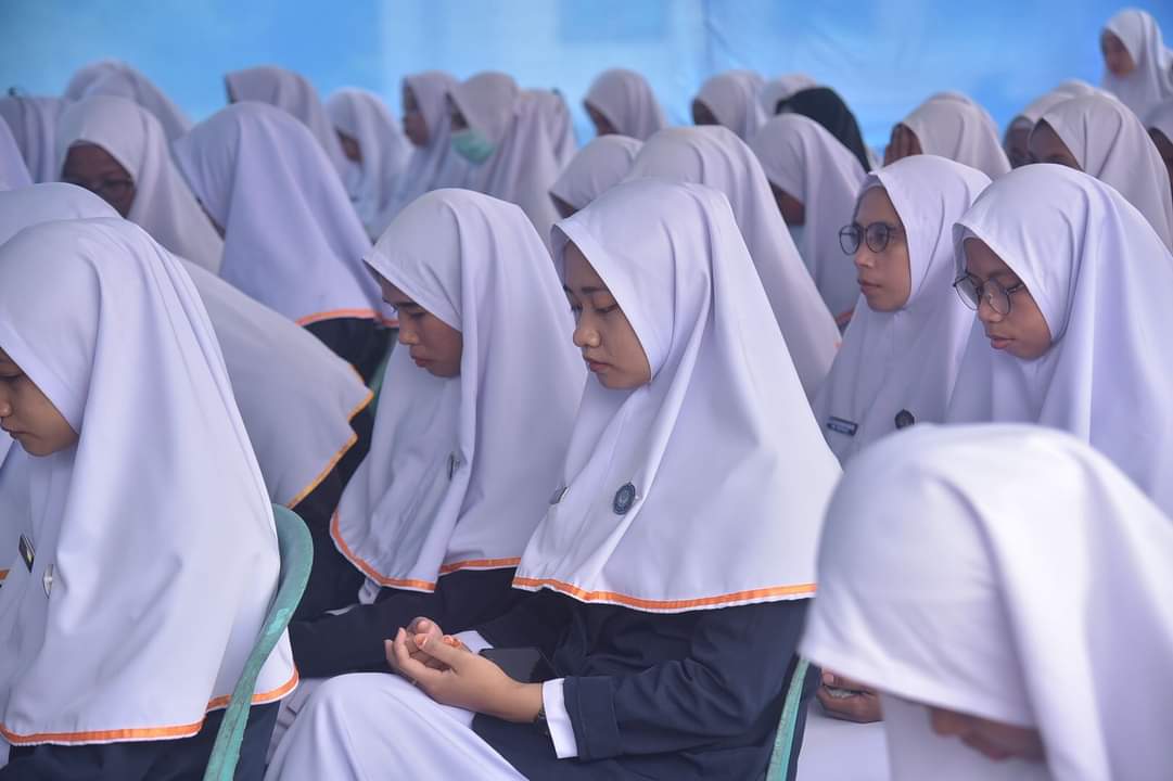 Pemkab Buton Teken MoU dengan Poltekkes Kemenkes Kendari Pemkab Buton Teken MoU dengan Poltekkes Kemenkes Kendari