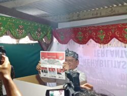 Perdana, Pj Gubernur Sultra Salurkan Hak Suara di TPS 16 Mandonga