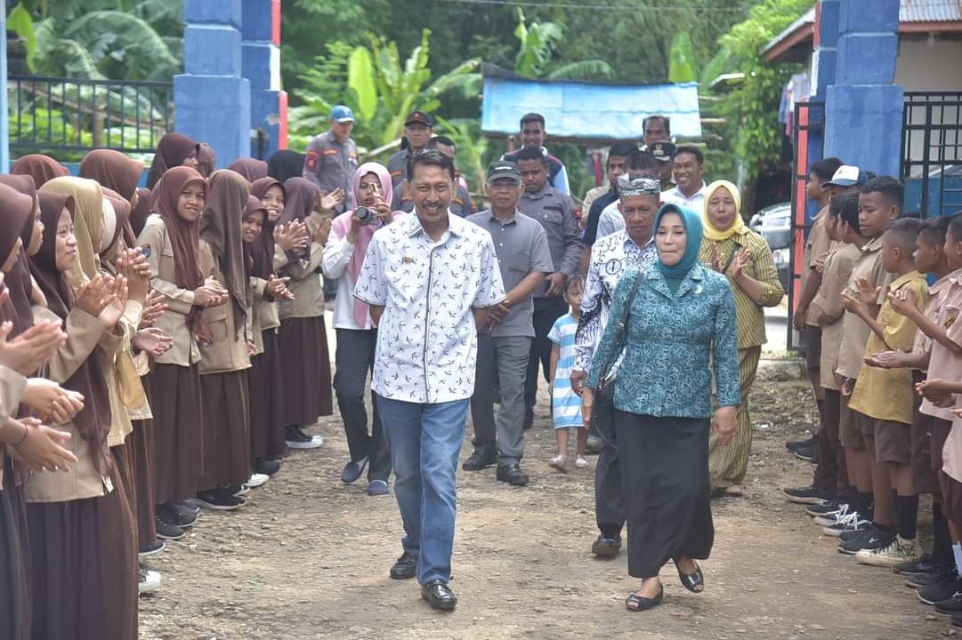 Pj. Bupati Buton Monitoring Pelaksanaan Kurikulum Merdeka di SD dan SMP