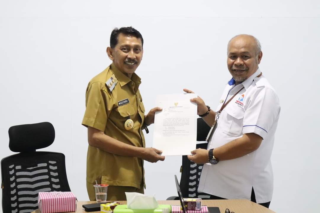 Pj. Bupati Buton Terima Hasil Penilaian Kepatuhan dari Ombudsman Sultra