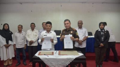 Kajari Buton dan Pemdes Teken MoU Pendampingan Hukum