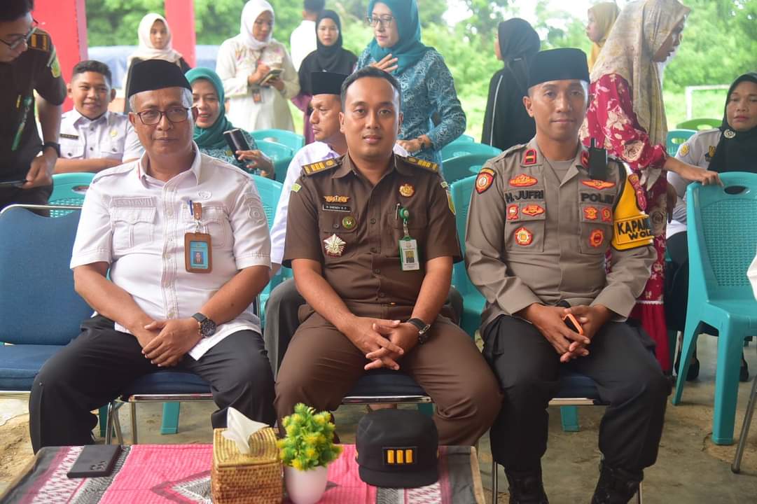 Pemda Buton Gelar Pangan Murah di Wolowa dan Kapontori Pemda Buton Gelar Pangan Murah di Wolowa dan Kapontori