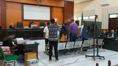 Mantan Sekda Busel Diperiksa Bersama Delapan Saksi