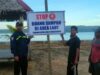 Polsek Lasalimu Bersama Pemerintah Desa Larang Warga Buang Sampah Dilaut