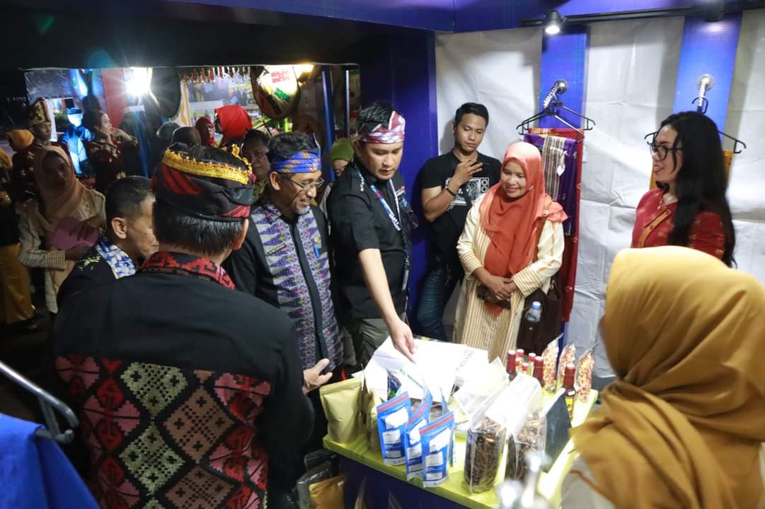 Buton Tampilkan Berbagai Produk UMKM di Pekan Produk Unggulan Sultra