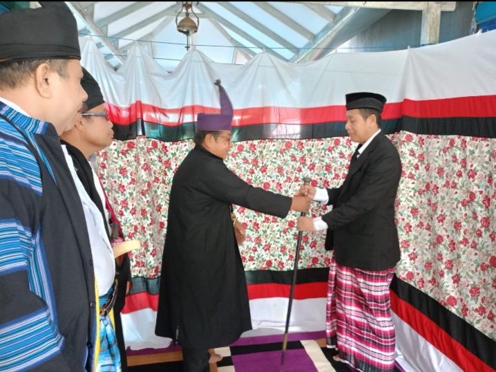Lembaga Adat Kesultanan Buton Kukuhkan Perangkat Adat Sara Ogena
