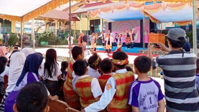 Keren! SDN 1 Badia Gelar Pentas Seni