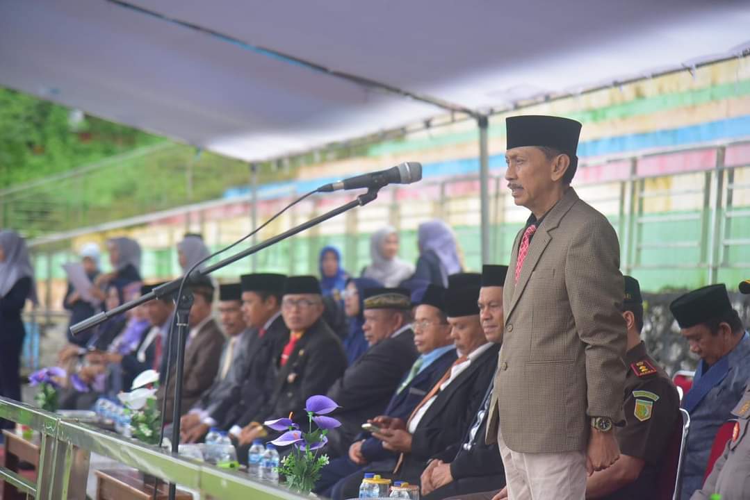 Pemda Gelar Upacara Hari Pendidikan Nasional