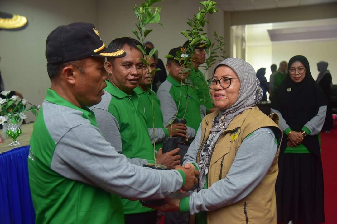 Dukung Program Nasional, Pemkab Buton Canangkan Penanaman Jeruk Siompu Dukung Program Nasional, Pemkab Buton Canangkan Penanaman Jeruk Siompu