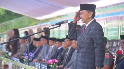 Peringati Harkitnas, Pj. Bupati Buton Bacakan Sambutan Menkominfo
