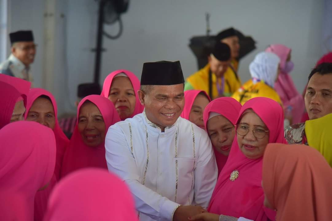 Lepas CJH, Penjabat Bupati Titip Doakan Buton Lepas CJH, Penjabat Bupati Titip Doakan Buton