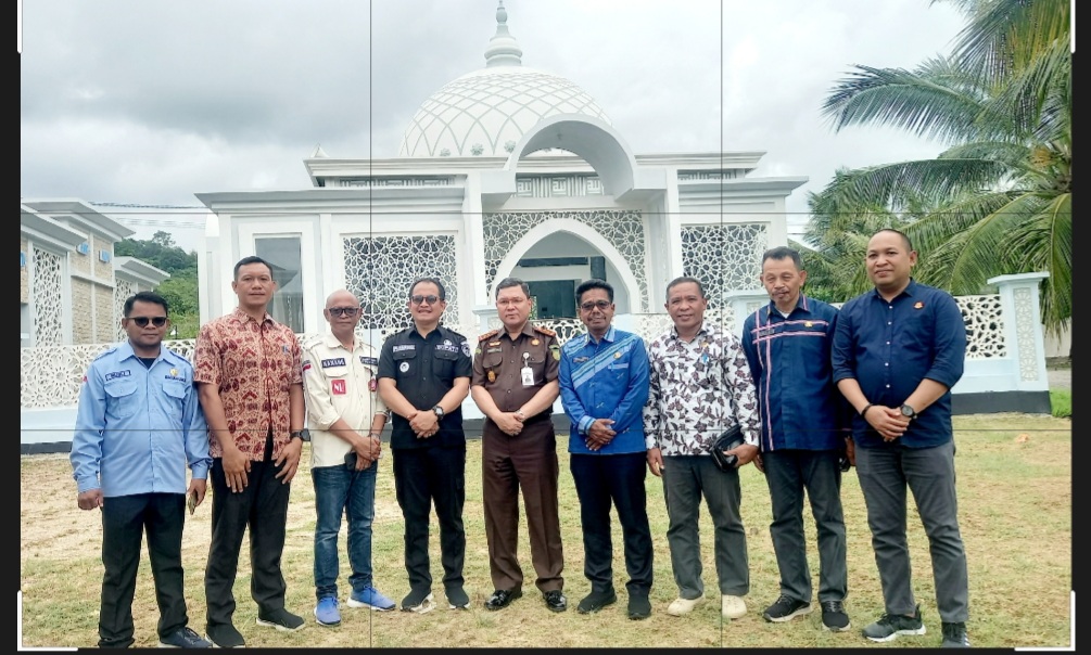 Sinergitas Forkopimda, Pj Bupati Busel Kunjungi Kapolres, Kajari dan Ketua PN