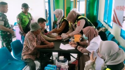 HUT Bhayangkara Ke-78, Dokkes Polres Buton Gelar Bakti Kesehatan