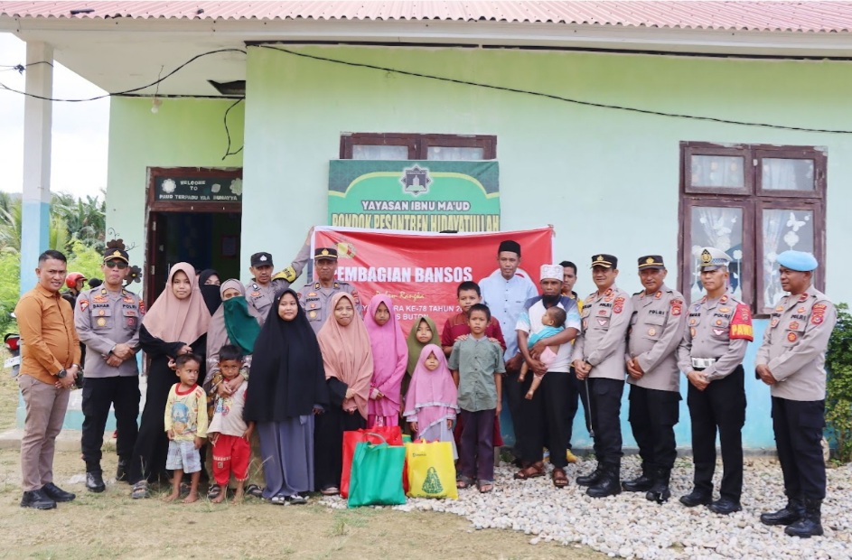 Polres Buton Gelar Baksos di Pondok Pesantren Hidayatullah